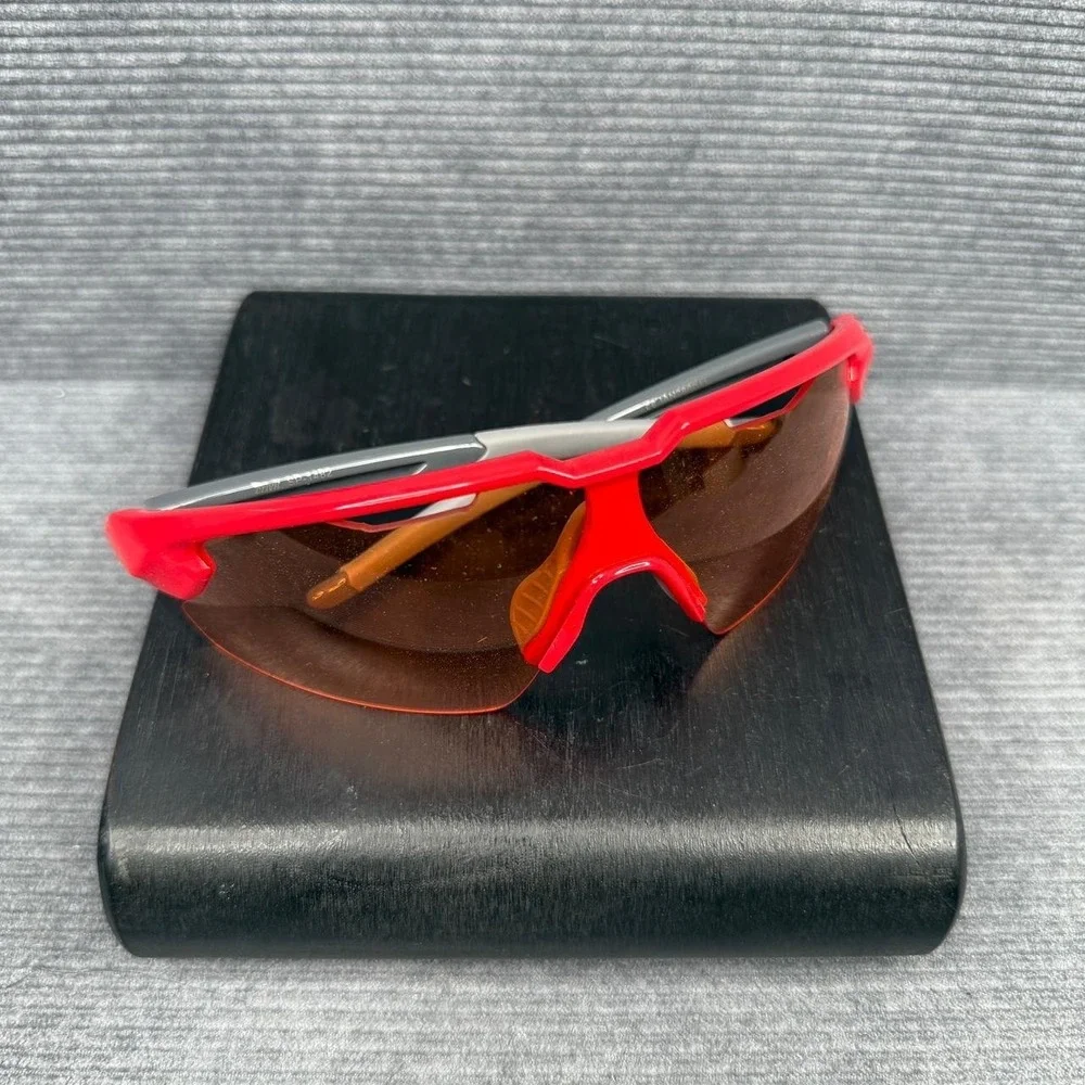 Crivit SP-1482 Cycling Sport Sunglasses Red Grey with Interchangeable Lenses Cas